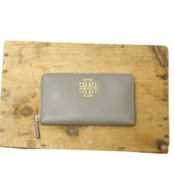 Tory Burch $228 Britton Zip Continental Wallet NWOT!
